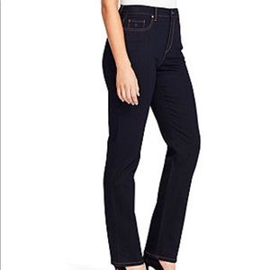 NWT Gloria Vanderbilt Jeans